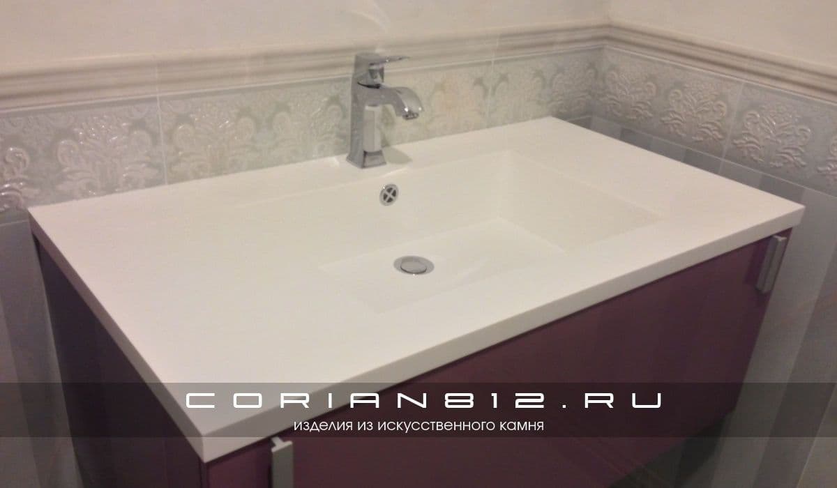 Столешница с мойкой для ванной комнаты